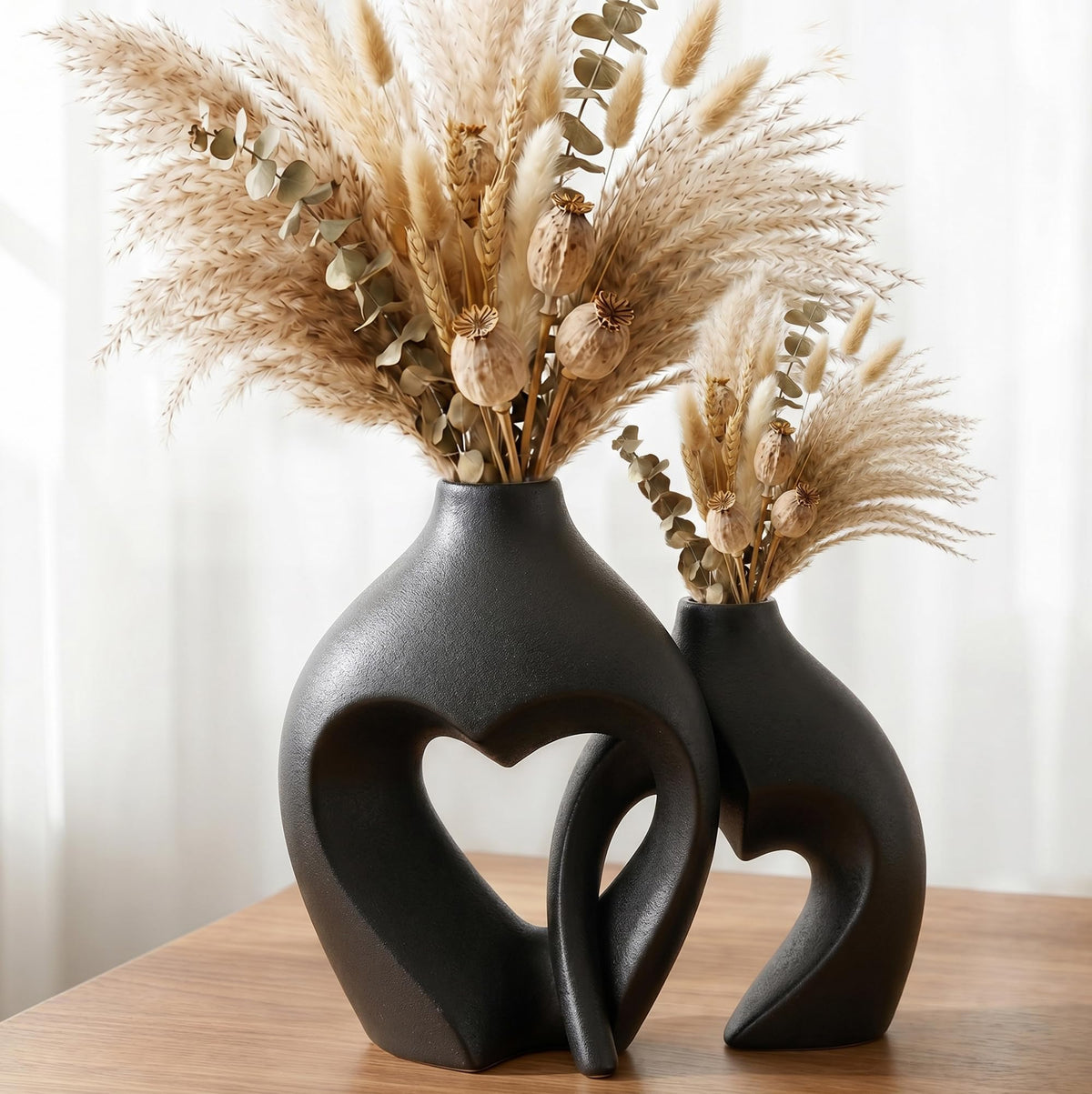 Black Heart Ceramic Vase (Set of 2)