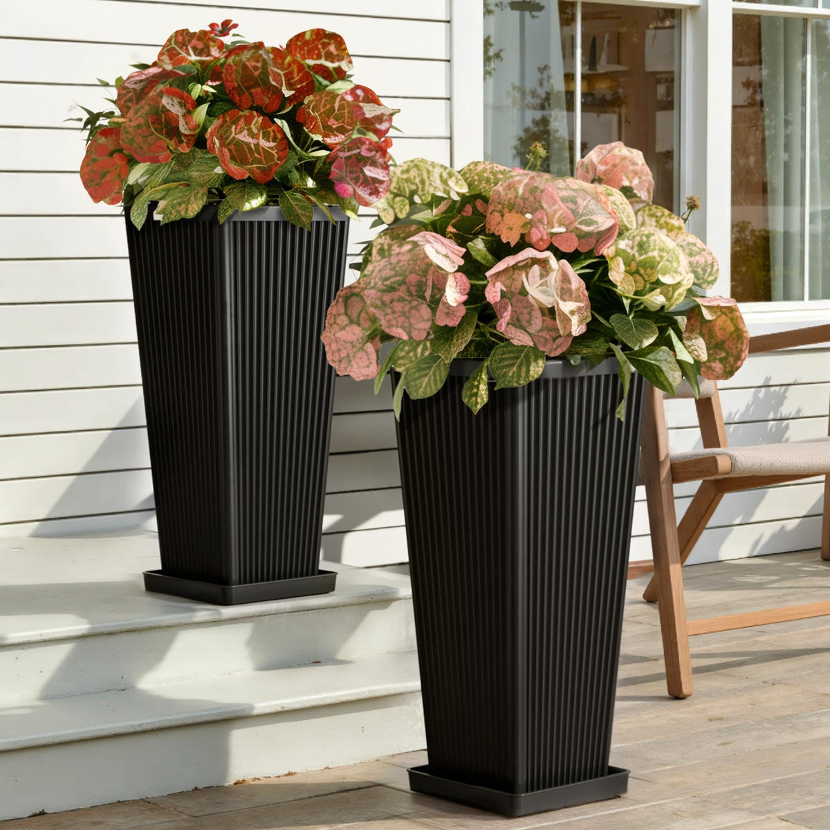 Black Square Planters (Set of 2)