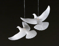 White Dove Figurines (Set of 2)