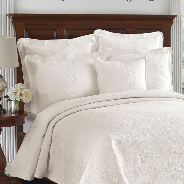 Ivory Floral Matelassé Coverlet