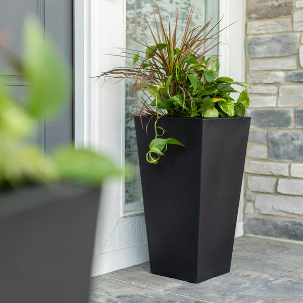 Onyx Black Tapered Planters (Set of 2)