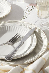 White Dinnerware Set