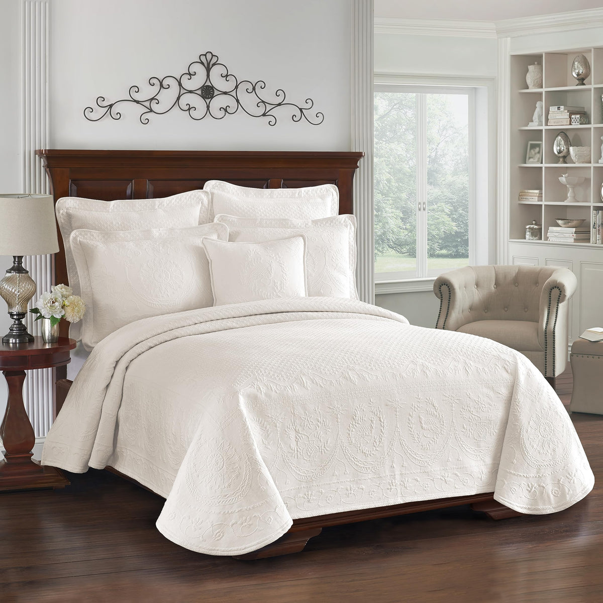 Ivory Floral Matelassé Coverlet